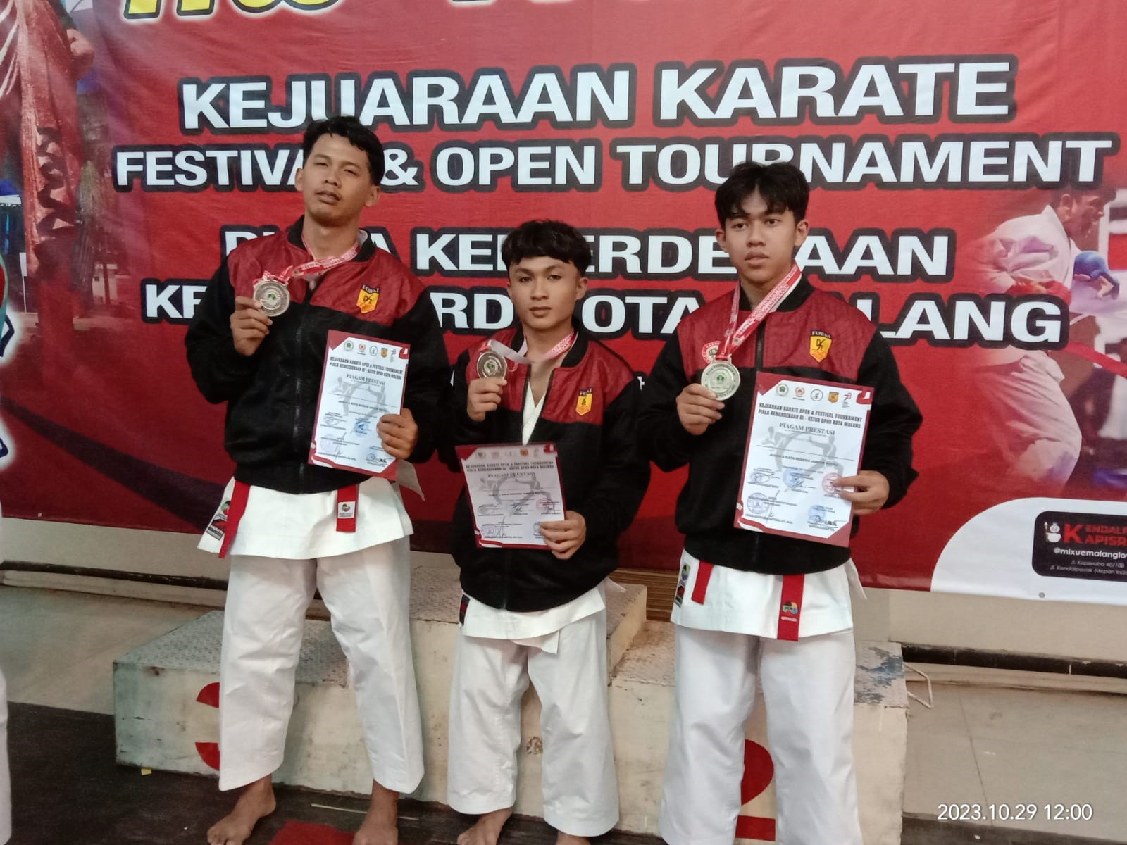 Juara ke 2 Karate Festival & Open Tournament